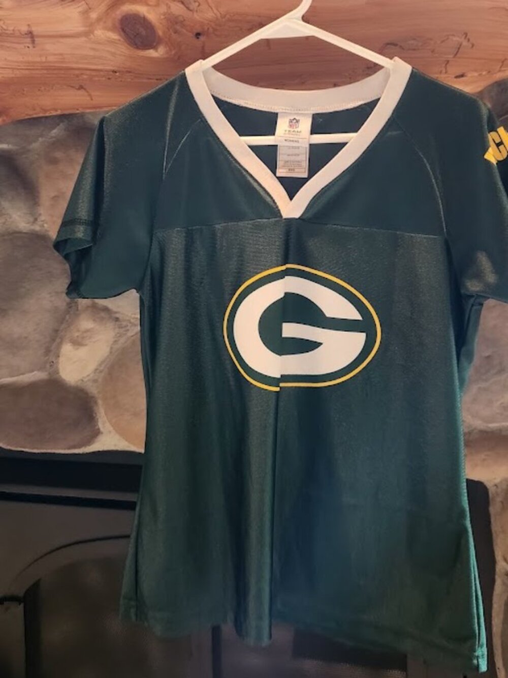 Team Apparel Green Bay Packers Matthews #52 Women's Jersey - Size M - Like New